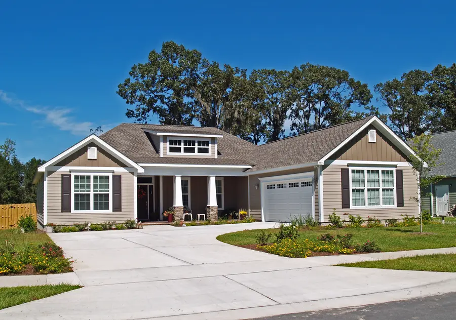 The Benefits Of Repairing Damaged Siding Instead Of Replacing in Natick, MA